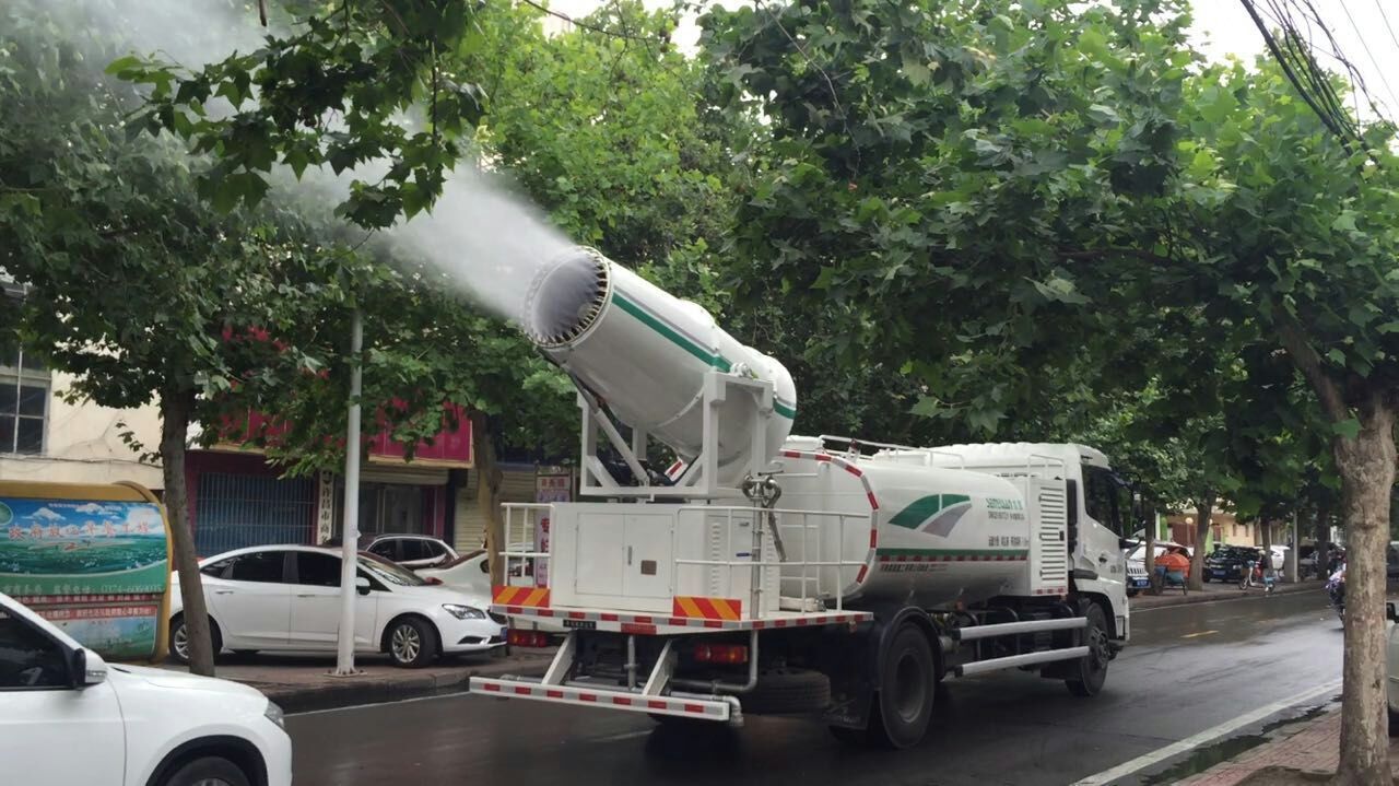 “霧炮車” 從作業利器到環境爭論的焦點